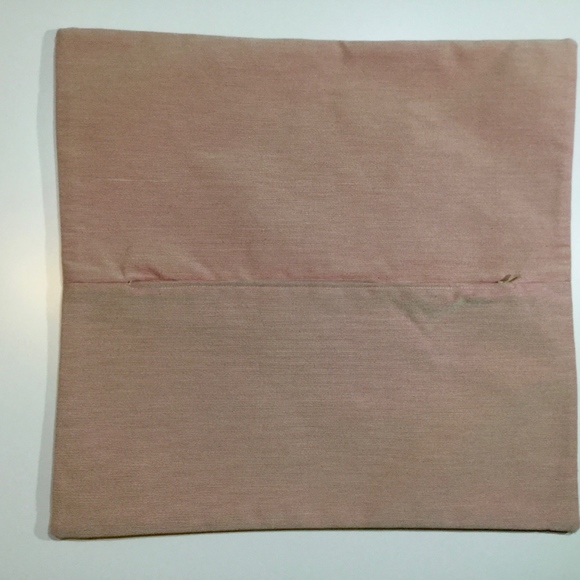 English Home Hydrangea Butterfly Pillowcase - Picture 3 of 4